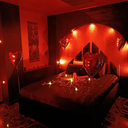 Les Cites Romances Le Cleopatre Bed and Breakfast Καρκασόν